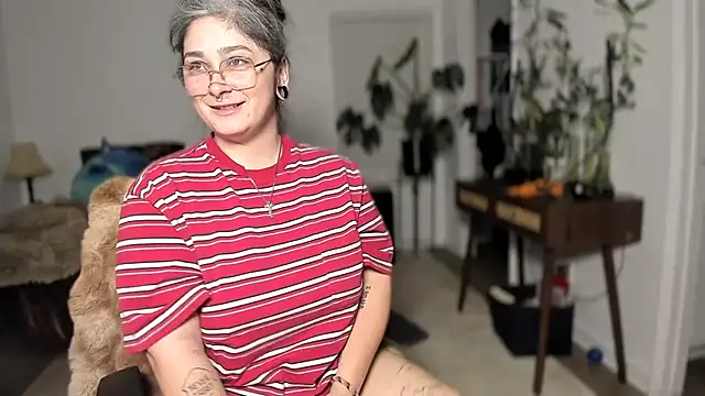 Alix Valentine online show from 11-11-25, 01:27