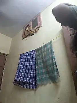 Villageanuty online show from 11-09-25, 06:23