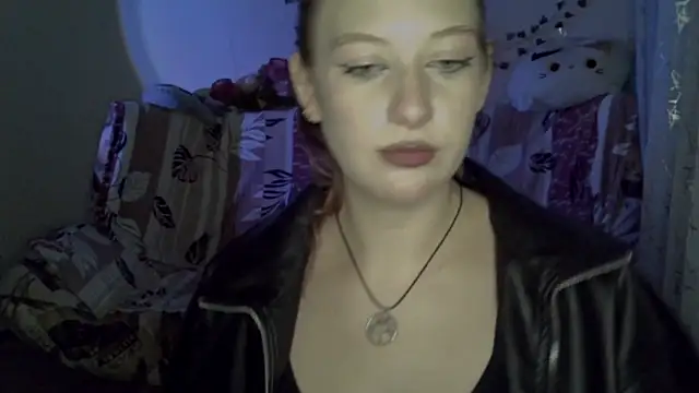 Lily Ember online show from 12-05-25, 06:37