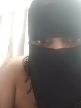 Snapshot of Farihasultana@xh chatting on 10-26-25, 08:26 Farihasultanaxh online show from 10-26-25, 08:26