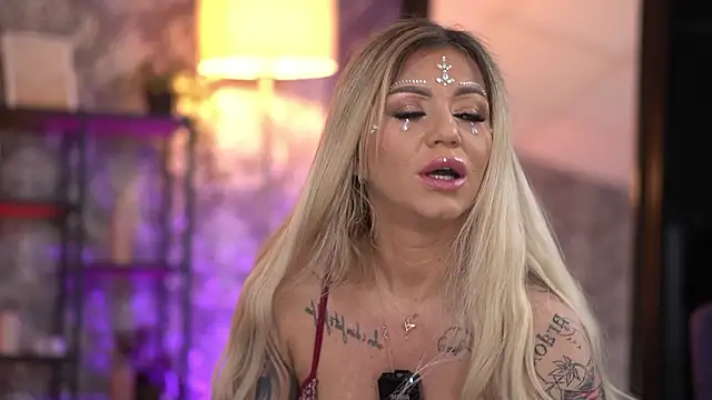 AlmaVelia online show from 01-17-26, 10:24