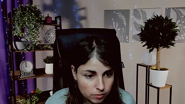 MartaEdams online show from 12-22-25, 06:32