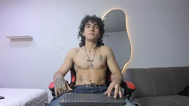 JackesTaylor online show from 04-11-26, 07:13