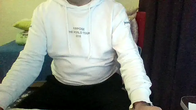 Snapshot of st206boy chatting on 04-21-26, 10:23 st206boy online show from 04-21-26, 10:23