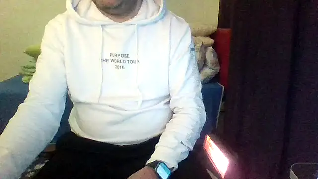 Snapshot of st206boy chatting on 05-01-26, 10:25 st206boy online show from 05-01-26, 10:25