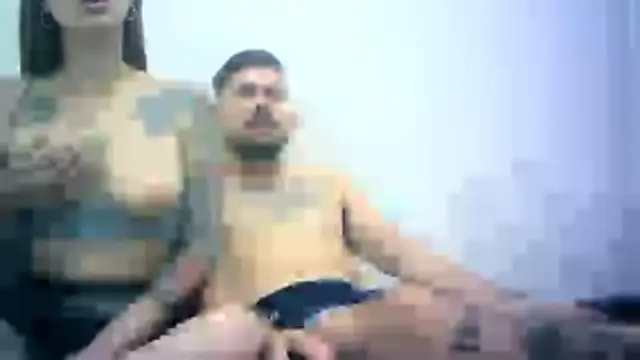 parejajuguetona420 online show from 11-18-25, 04:50