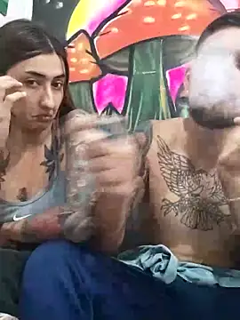 parejajuguetona420 online show from 11-22-25, 01:59