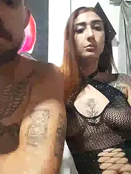 parejajuguetona420 online show from 03-03-26, 02:39