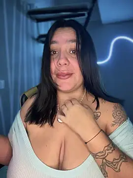 victoria amatista  online show from 11-23-25, 07:08