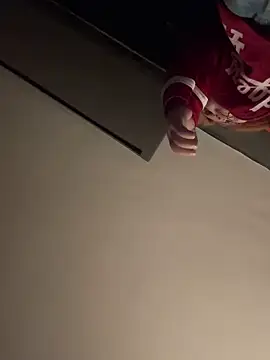 Snapshot of crazybarber69 chatting on 09-14-25, 06:56 crazybarber69 online show from 09-14-25, 06:56