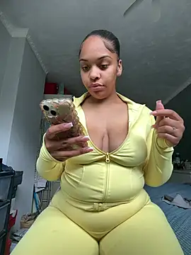 Snapshot of Regina69slut chatting on 05-06-26, 03:39 Regina69slut online show from 05-06-26, 03:39