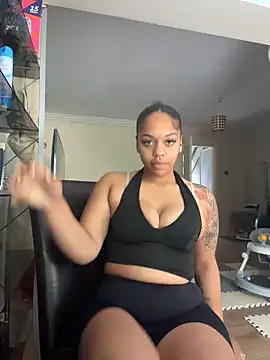 Snapshot of Regina69slut chatting on 06-17-26, 09:01 Regina69slut online show from 06-17-26, 09:01