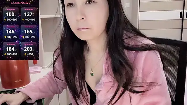 JackieBell online show from 11-02-25, 11:07