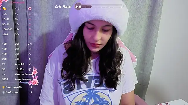 Snapshot of allysy_nc chatting on 10-19-25, 02:45 allysy nc online show from 10-19-25, 02:45