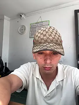 Snapshot of Jacobs0 chatting on 04-25-26, 03:31 Jacobs0 online show from 04-25-26, 03:31