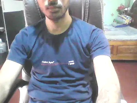 Snapshot of darkbluemoon chatting on 02-11-26, 10:42 darkbluemoon online show from 02-11-26, 10:42