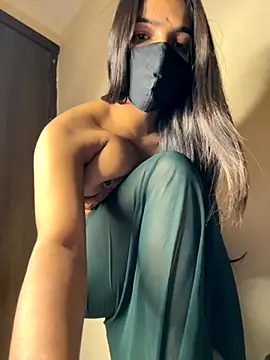 Snapshot of Cute-Sakhi chatting on 09-09-25, 05:56 Cute-Sakhi online show from 09-09-25, 05:56