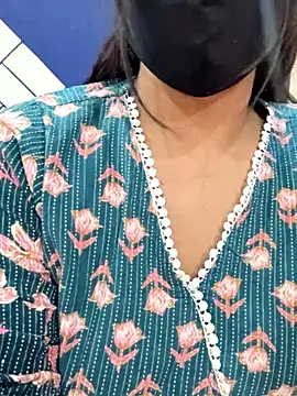 Cute-Sakhi online show from 11-30-25, 02:26