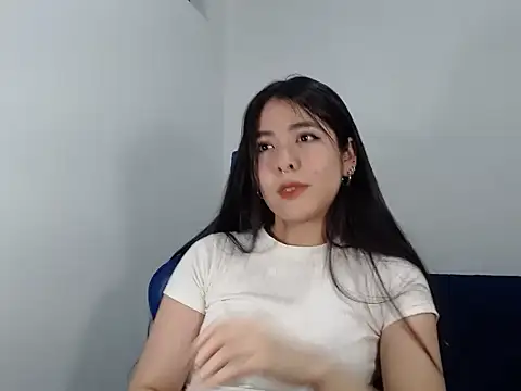 EloiseJun online show from 11-11-25, 03:28