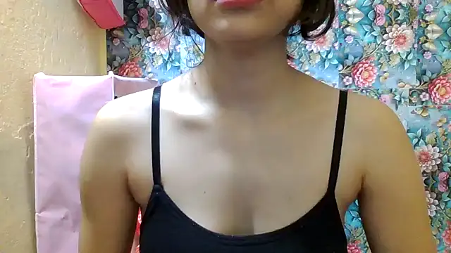 Snapshot of sahki_90 chatting on 10-19-25, 08:59 sahki 90 online show from 10-19-25, 08:59