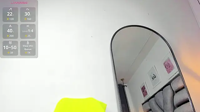 lianfox  online show from 02-19-26, 01:18