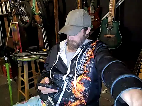 thejuicybacon online show from 10-08-25, 05:16