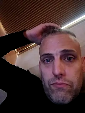 Snapshot of Stranwunder69 chatting on 09-16-25, 11:44 Stranwunder69 online show from 09-16-25, 11:44