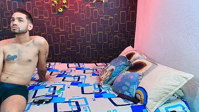 daniquintero03 online show from 04-30-26, 05:36