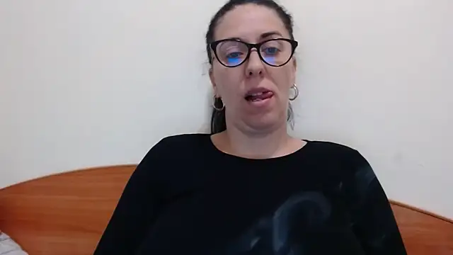 Snapshot of jollene chatting on 05-30-26, 12:02 jollene online show from 05-30-26, 12:02