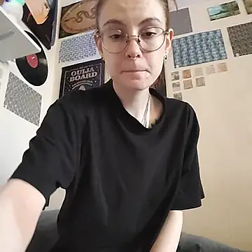 Snapshot of _arigins_ chatting on 10-26-25, 09:48 arigins online show from 10-26-25, 09:48