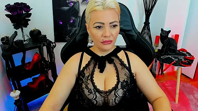 Snapshot of demisweet chatting on 01-04-25, 11:54 demisweet online show from 01-04-25, 11:54