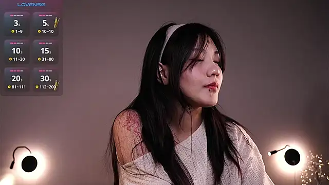 MoiraEger online show from 03-06-26, 04:03