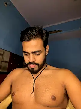 Snapshot of fireboyyyyy chatting on 10-07-25, 01:08 fireboyyyyy online show from 10-07-25, 01:08