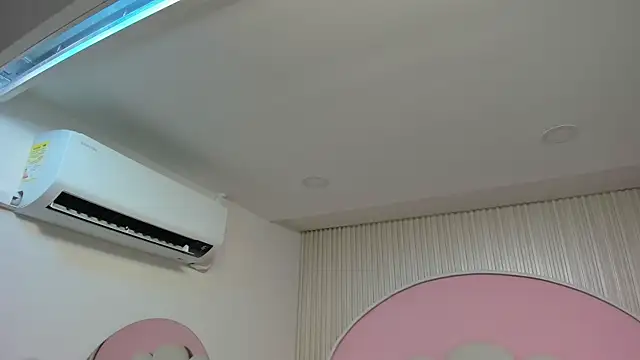 hinata dolly online show from 10-26-25, 08:42