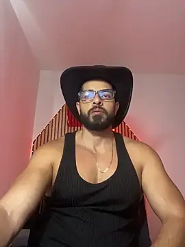 Snapshot of magnumchris chatting on 02-14-26, 08:27 magnumchris online show from 02-14-26, 08:27