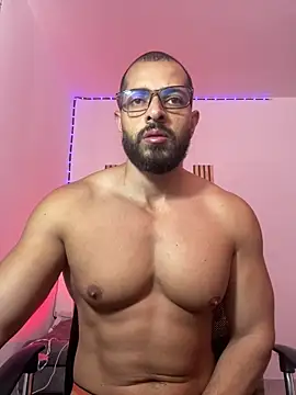 Snapshot of magnumchris chatting on 05-22-26, 04:12 magnumchris online show from 05-22-26, 04:12