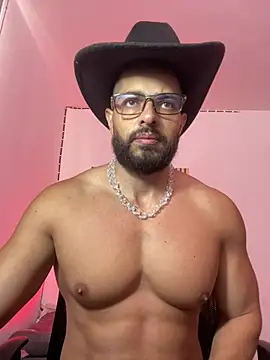 Snapshot of magnumchris chatting on 05-30-26, 02:47 magnumchris online show from 05-30-26, 02:47