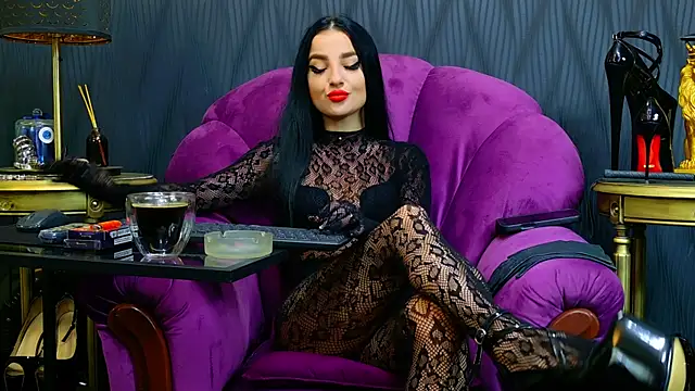 VivianReeve online show from 10-24-25, 05:59