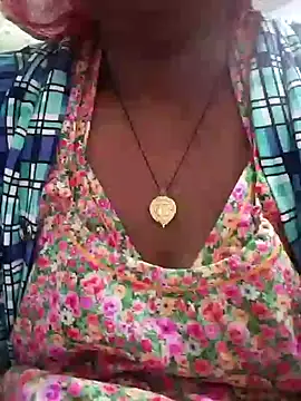 Snapshot of aunty_sumy chatting on 02-18-26, 03:57 aunty sumy online show from 02-18-26, 03:57