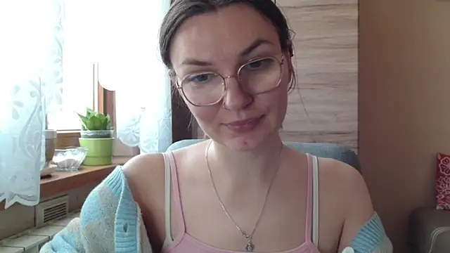 LooveELLYx online show from 03-30-26, 06:47