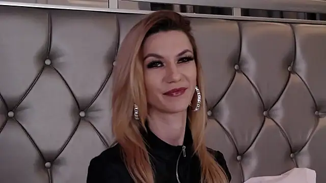 MayaHale online show from 05-14-26, 04:19