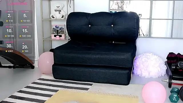 SarahRaynex online show from 04-16-26, 11:11