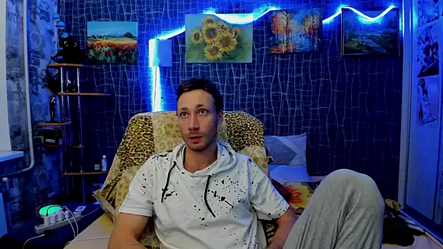 CuteBoy228 online show from 11-28-25, 09:28