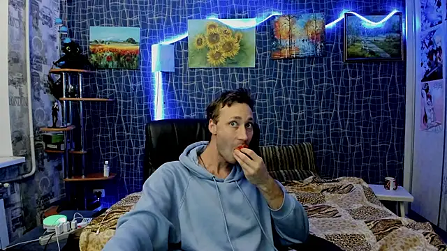 CuteBoy228 online show from 12-13-25, 08:25