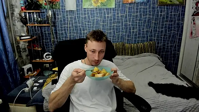 CuteBoy228 online show from 03-16-26, 06:23