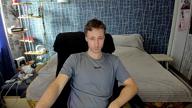 CuteBoy228 online show from 04-09-26, 11:37