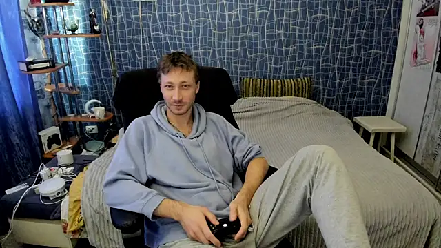 CuteBoy228 online show from 04-15-26, 11:39