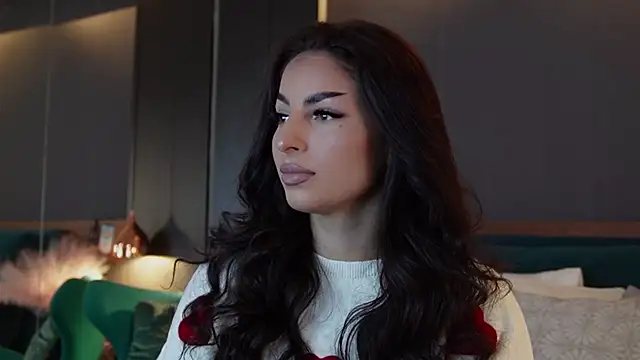 Snapshot of EmilyTrix chatting on 11-27-25, 02:13 EmilyTrix online show from 11-27-25, 02:13