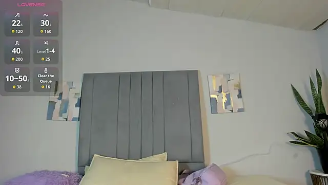 Sophia Ebony online show from 11-15-25, 12:34