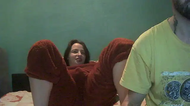 Snapshot of CleverPitzimitzi chatting on 02-14-26, 06:15 CleverPitzimitzi online show from 02-14-26, 06:15